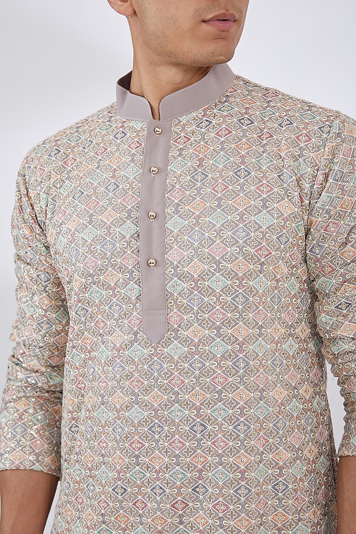Lavender Georgette Chikankari Embroidered Kurta Set by Darzi House at Pernia's Pop Up Shop