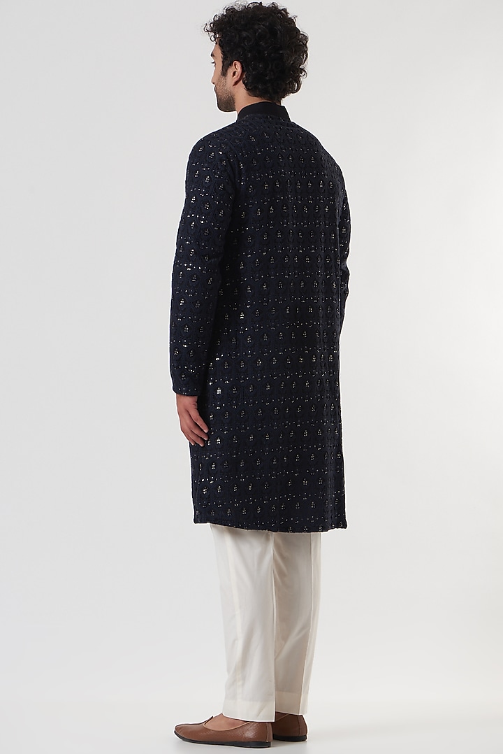 Black Embroidered Kurta Set by Darzi House at Pernia's Pop Up Shop