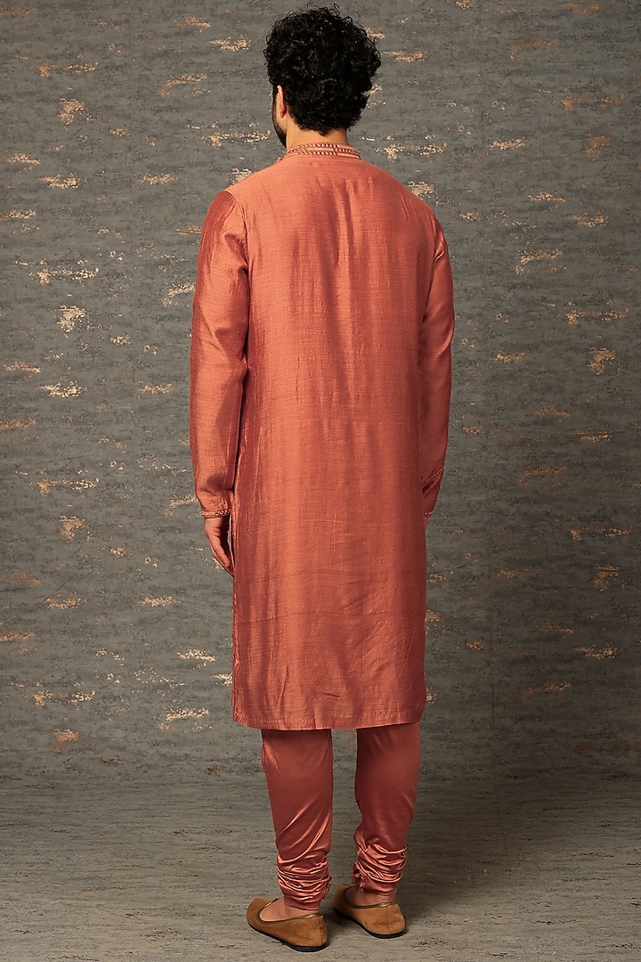 Brick Orange Silk Kurta Set by DEEPAK & MADHU at Pernia's Pop Up Shop