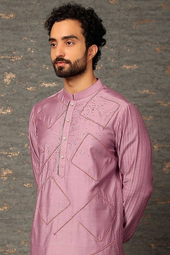 Lilac Silk Kurta Set by DEEPAK & MADHU at Pernia's Pop Up Shop