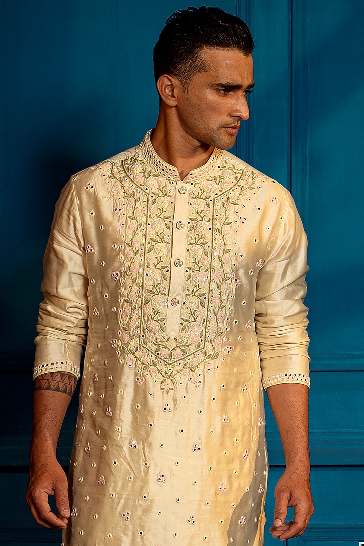 Light Yellow Silk Embroidered Kurta Set by DEEPAK & MADHU at Pernia's Pop Up Shop
