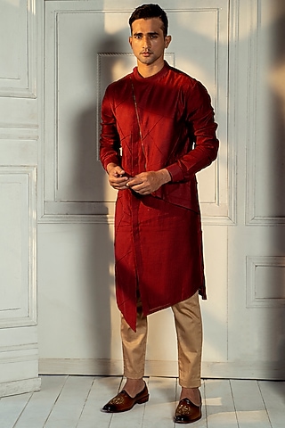 Maroon Chanderi Silk Kurta Set by DEEPAK & MADHU