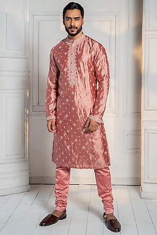 Dusty Rose Embroidered Kurta Set by DEEPAK & MADHU