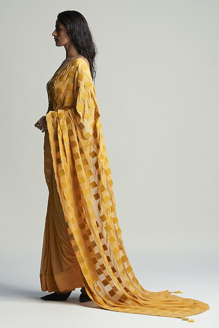 Yellow Georgette Applique Embroidered Draped Reception Saree Set by Sameer Madan at Pernia's Pop Up Shop