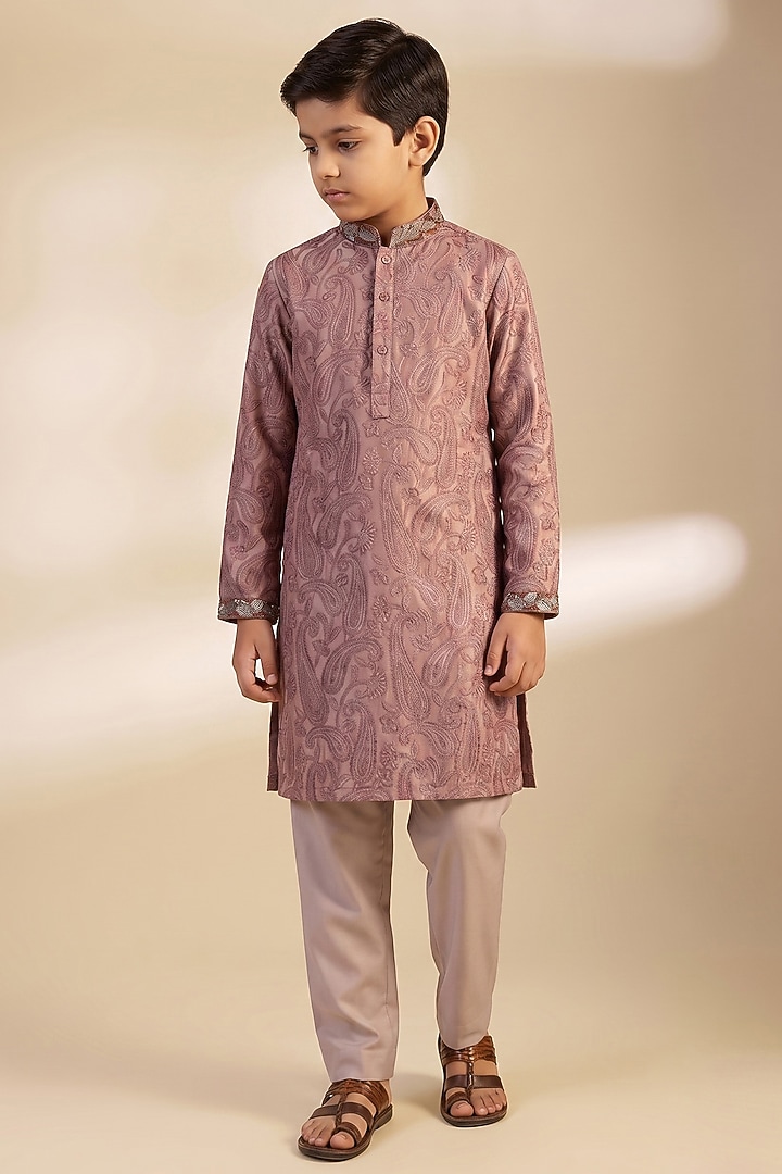 Rose Pink Moonga Silk Paisley Printed Kurta Set For Boys by Dapper & Dare Kids at Pernia's Pop Up Shop