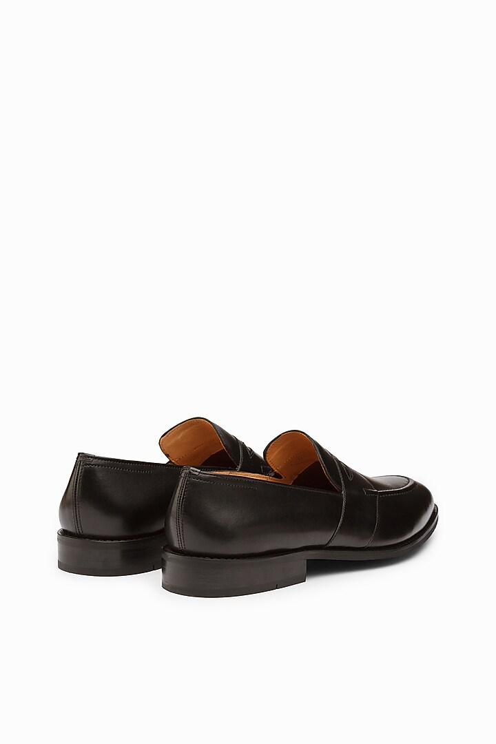 Black Calf Leather Oxfords by Dapper Shoes Co. at Pernia's Pop Up Shop