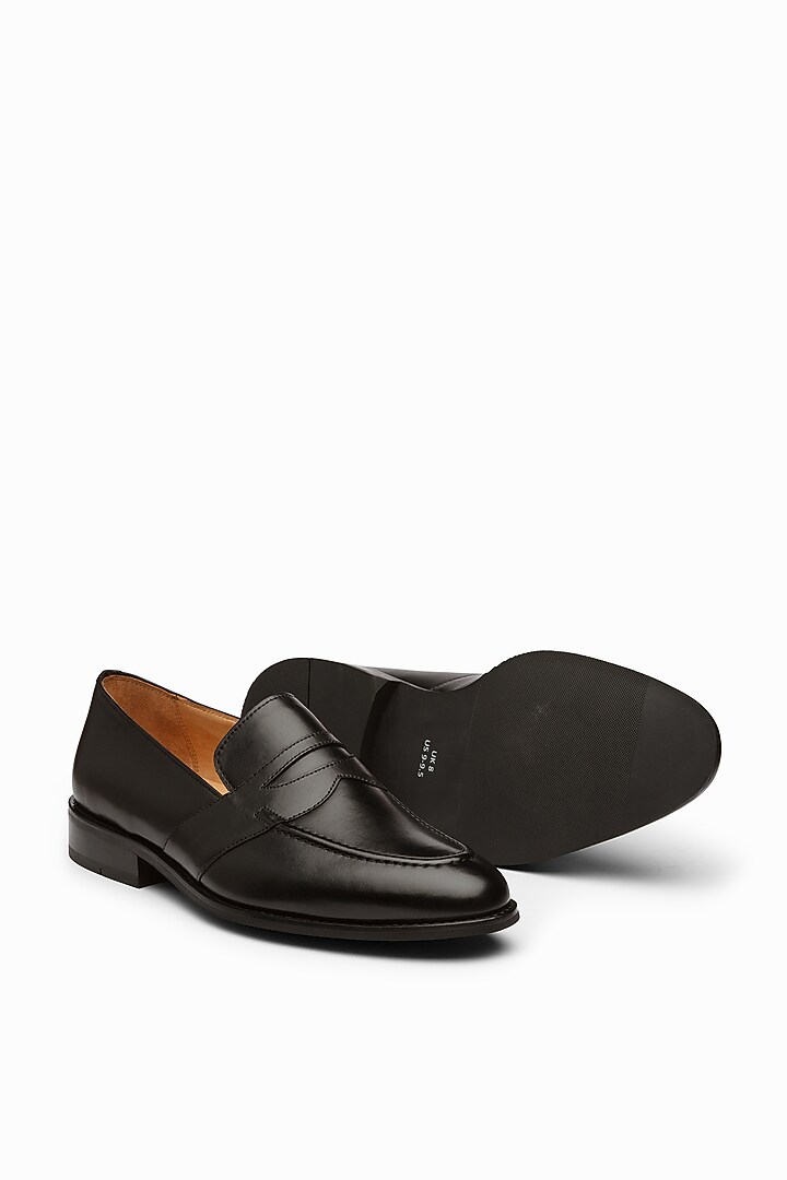 Black Calf Leather Oxfords by Dapper Shoes Co. at Pernia's Pop Up Shop
