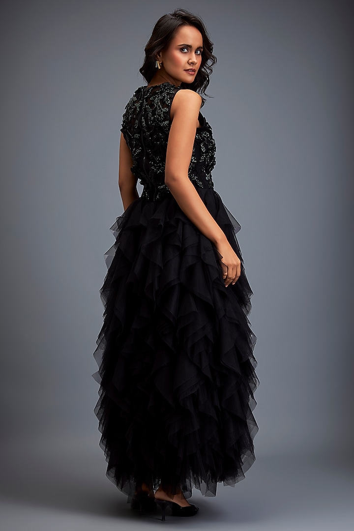 Black Net & Tulle Beadwork Co-Ord Set by Deepika Arora at Pernia's Pop Up Shop