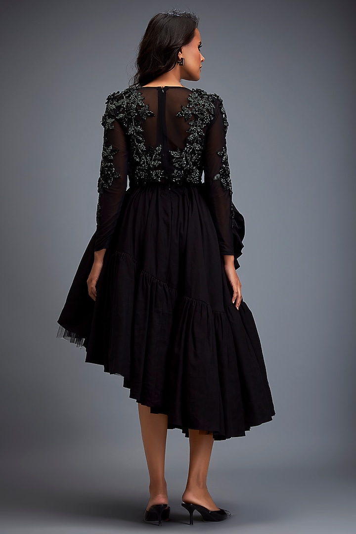 Black Twill Hand Embroidered Co-Ord Set by Deepika Arora at Pernia's Pop Up Shop