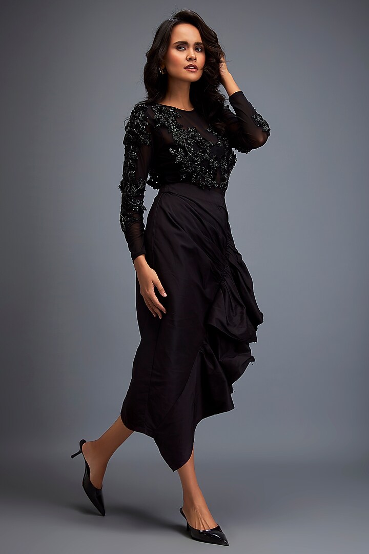 Black Taffeta Hand Embroidered Co-Ord Set by Deepika Arora at Pernia's Pop Up Shop