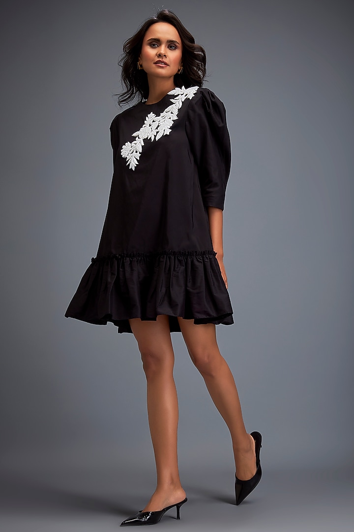 Black & White Taffeta Embroidered Vacation Dress by Deepika Arora at Pernia's Pop Up Shop