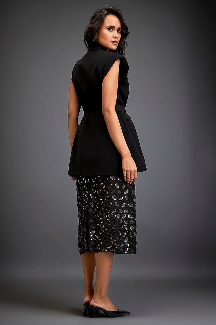 Black Rozella Crepe Sleeveless Blazer Set by Deepika Arora at Pernia's Pop Up Shop
