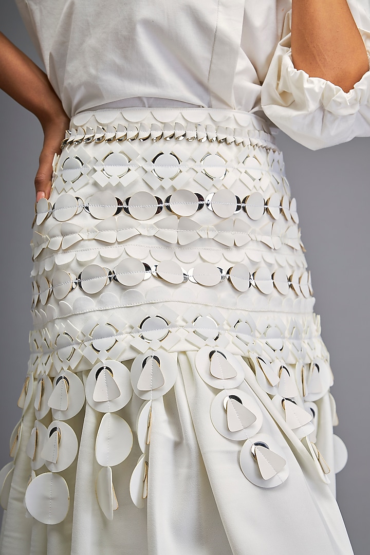 White Cotton Applique Work Skirt Set by Deepika Arora at Pernia's Pop Up Shop