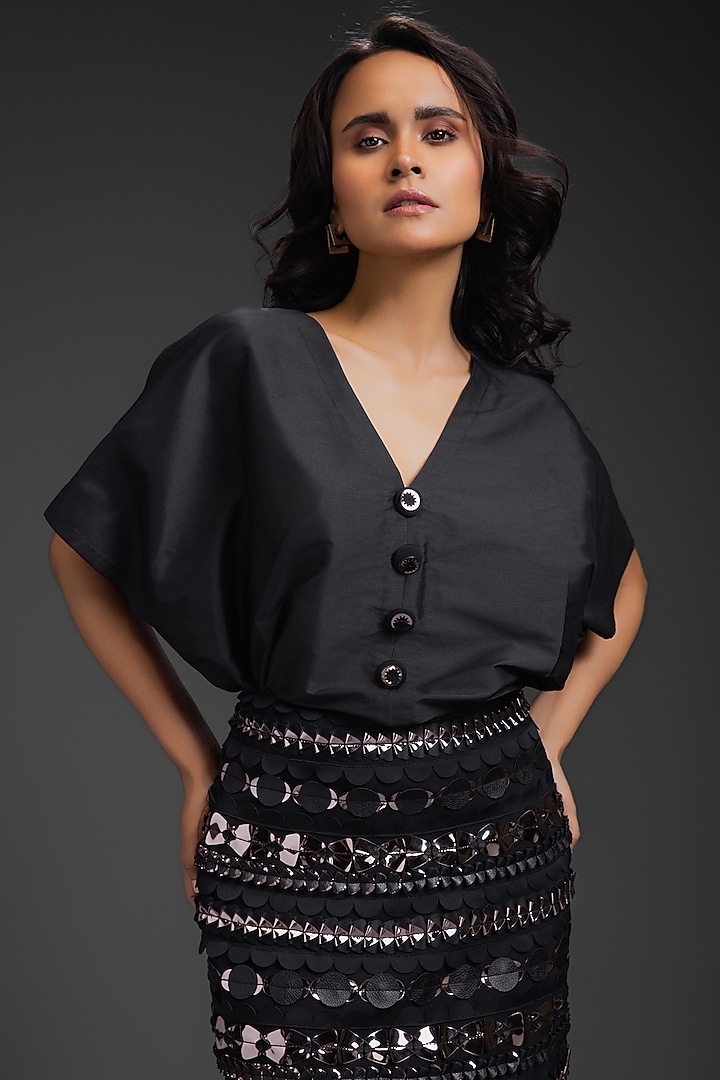 Black Taffeta Machine Embroidered Skirt Set by Deepika Arora at Pernia's Pop Up Shop