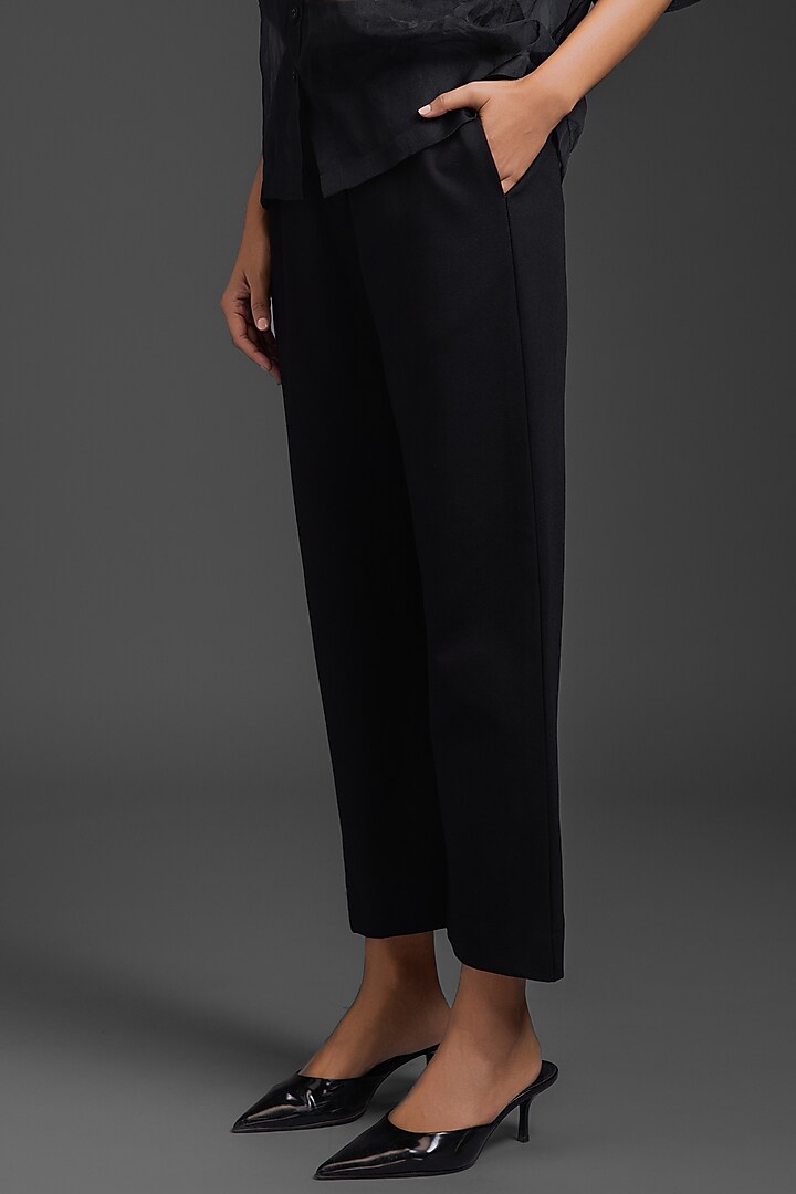 Black Sheer Organza Embroidered Co-Ord Set by Deepika Arora at Pernia's Pop Up Shop