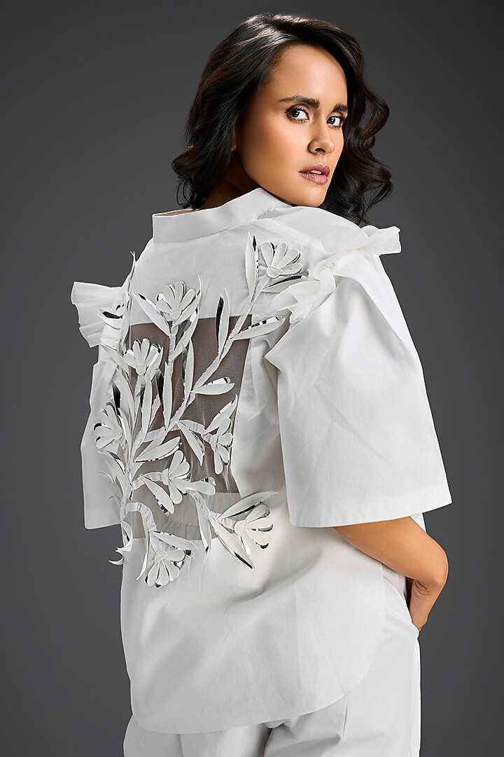 White Cotton 3D Embellished Co-Ord Set by Deepika Arora at Pernia's Pop Up Shop