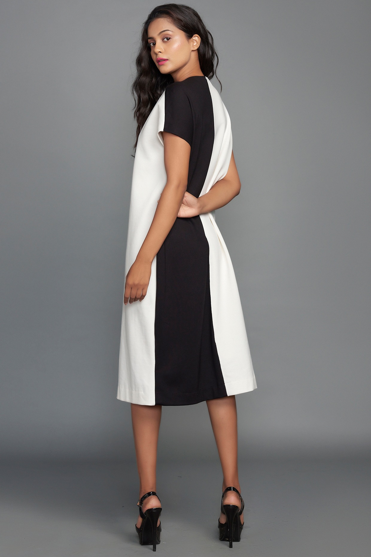 black and white shift dress