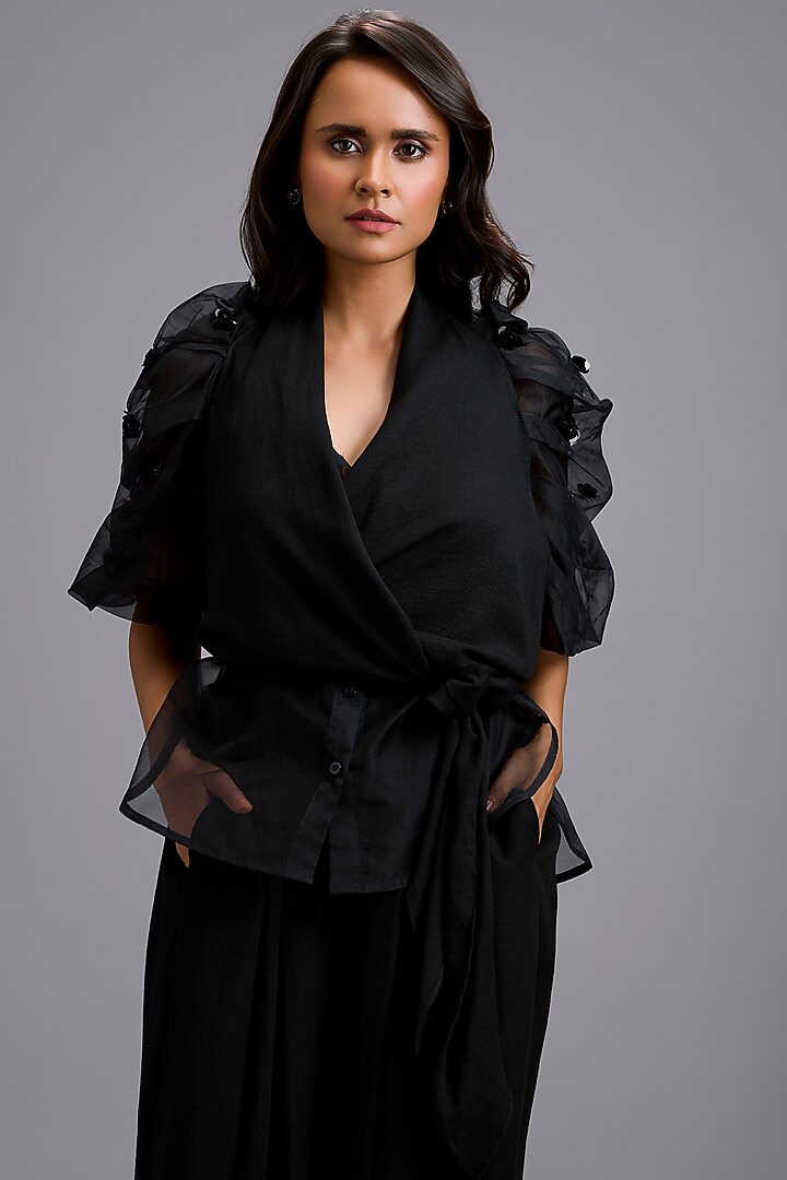 Black Linen Floral Applique Co-Ord Set by Deepika Arora at Pernia's Pop Up Shop