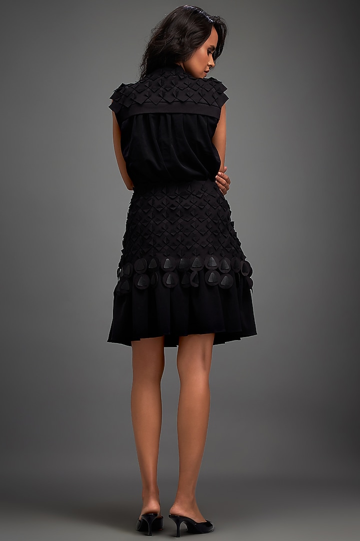 Black Rozella Crepe Applique Skirt Set by Deepika Arora at Pernia's Pop Up Shop