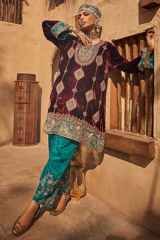 Wine Shaneel Zardosi Embroidered Kurta Set by Dareaab by Sonia k Mahajan