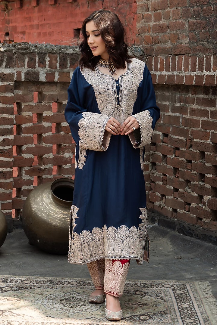 Blue Silk Embroidered Phiran Set by Dareaab by Sonia k Mahajan at Pernia's Pop Up Shop