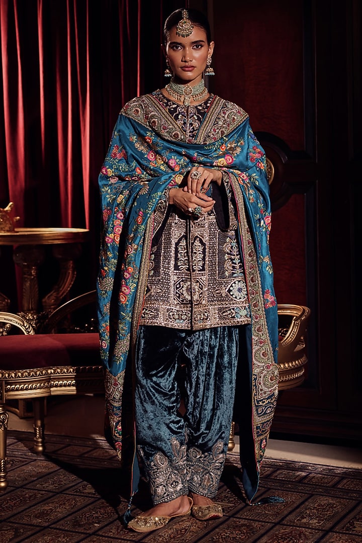 Black Silk Meenakari Embellished Jacket Set by Dareaab by Sonia k Mahajan at Pernia's Pop Up Shop