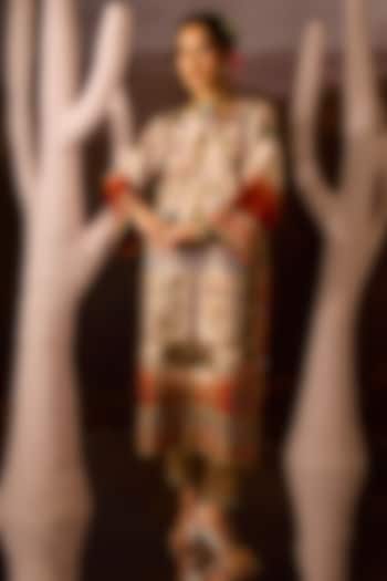 Cream Silk Hand Embroidered Kurta Set by Dareaab by Sonia k Mahajan at Pernia's Pop Up Shop