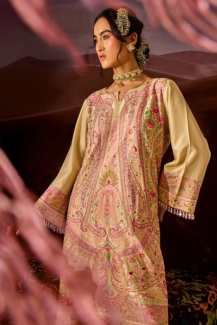 Ivory Silk Kalamkari Kurta Set by Dareaab by Sonia k Mahajan at Pernia's Pop Up Shop