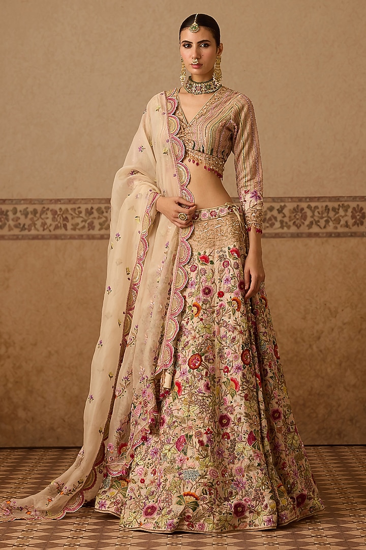 Salmon Pink Silk Embroidered Bridal Bridal Lehenga Set by Dareaab by Sonia k Mahajan at Pernia's Pop Up Shop
