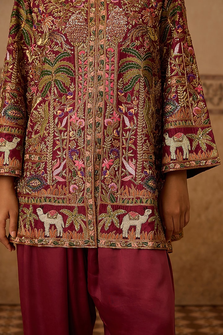 Burgundy Silk Hand Embroidered Kurta Set by Dareaab by Sonia k Mahajan at Pernia's Pop Up Shop