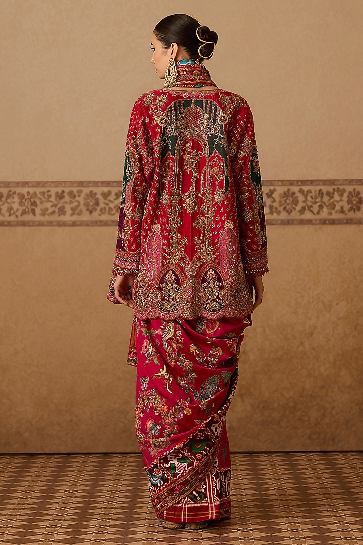 Red Silk Hand Embroidered Bridal Saree Set by Dareaab by Sonia k Mahajan at Pernia's Pop Up Shop