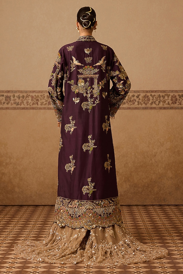 Burgundy Silk Hand Embroidered Cape Set by Dareaab by Sonia k Mahajan at Pernia's Pop Up Shop