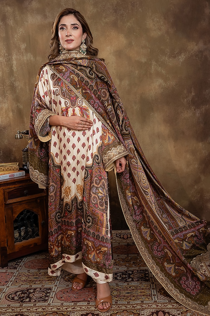 Ivory Satin Georgette Kalamkari Printed Kurta Set by Dareaab by Sonia k Mahajan at Pernia's Pop Up Shop