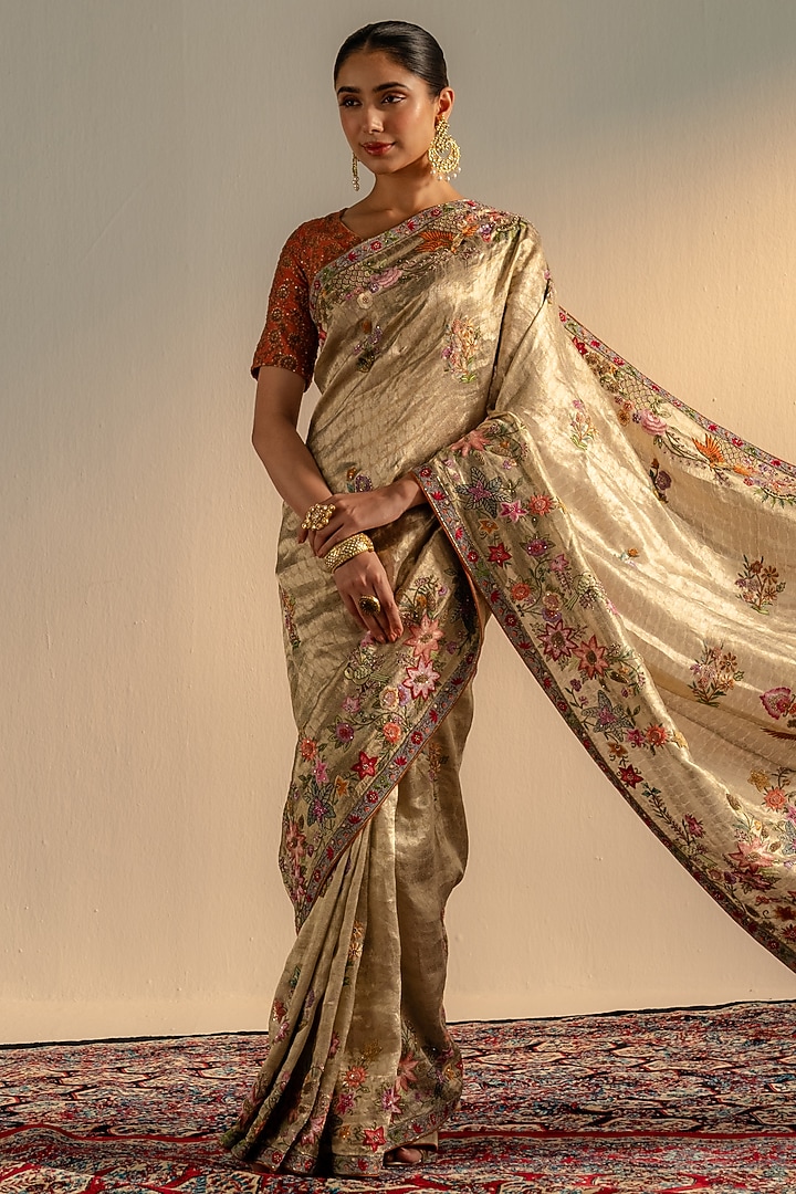 Gold Pure Banarasi Lame Bridal Saree Set by Dareaab by Sonia k Mahajan at Pernia's Pop Up Shop