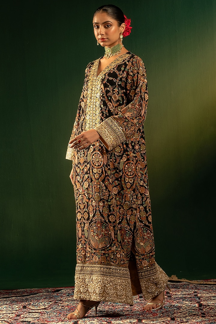 Black Georgette Kaftan by Dareaab by Sonia k Mahajan at Pernia's Pop Up Shop