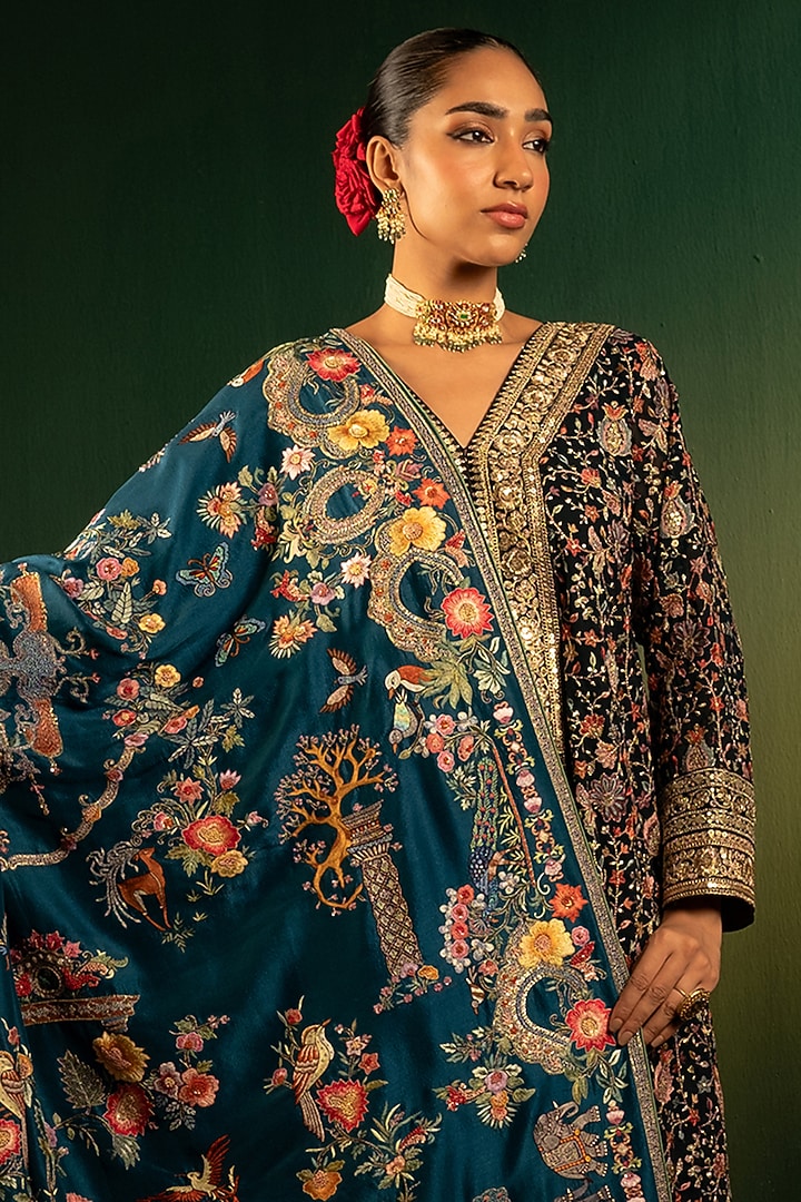 Royal Blue Silk Thread Handwork Shawl by Dareaab by Sonia k Mahajan at Pernia's Pop Up Shop