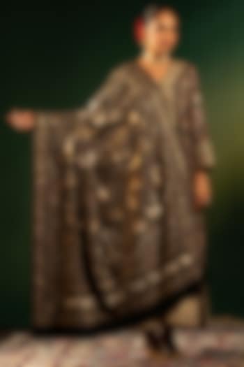 Black Silk Kasab Work Shawl by Dareaab by Sonia k Mahajan at Pernia's Pop Up Shop