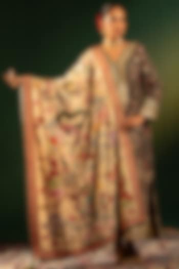 Pearl White Silk Embroidered Shawl by Dareaab by Sonia k Mahajan at Pernia's Pop Up Shop