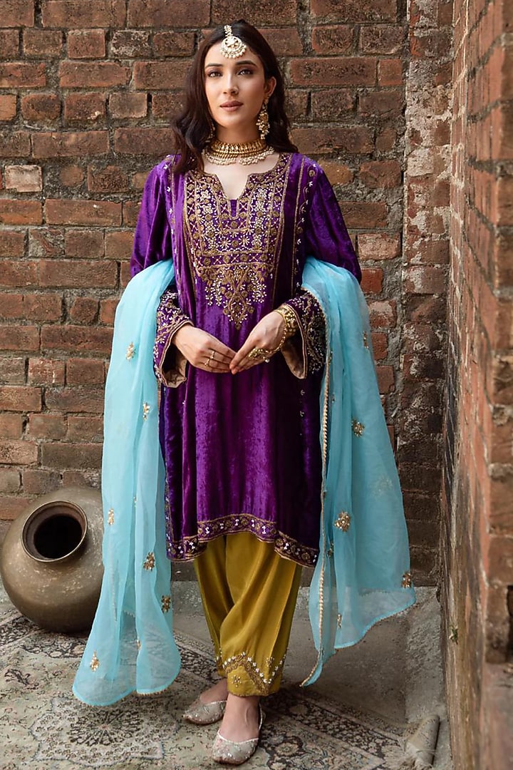 Royal Purple Velvet Zardosi Work Kurta Set by Dareaab by Sonia k Mahajan at Pernia's Pop Up Shop