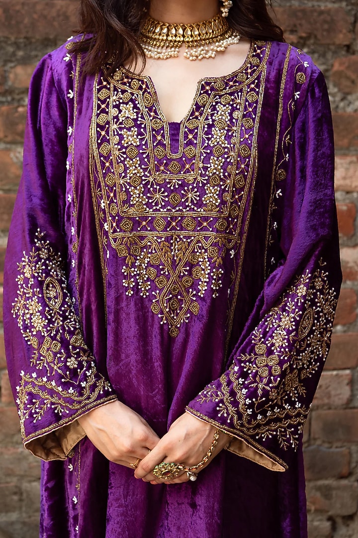 Royal Purple Velvet Zardosi Work Kurta Set by Dareaab by Sonia k Mahajan at Pernia's Pop Up Shop