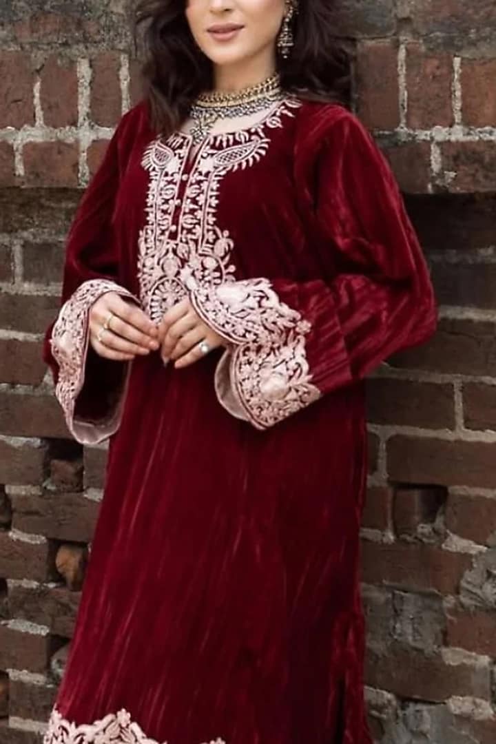 Burgundy Silk Kashmiri Embroidered Kurta Set by Dareaab by Sonia k Mahajan at Pernia's Pop Up Shop