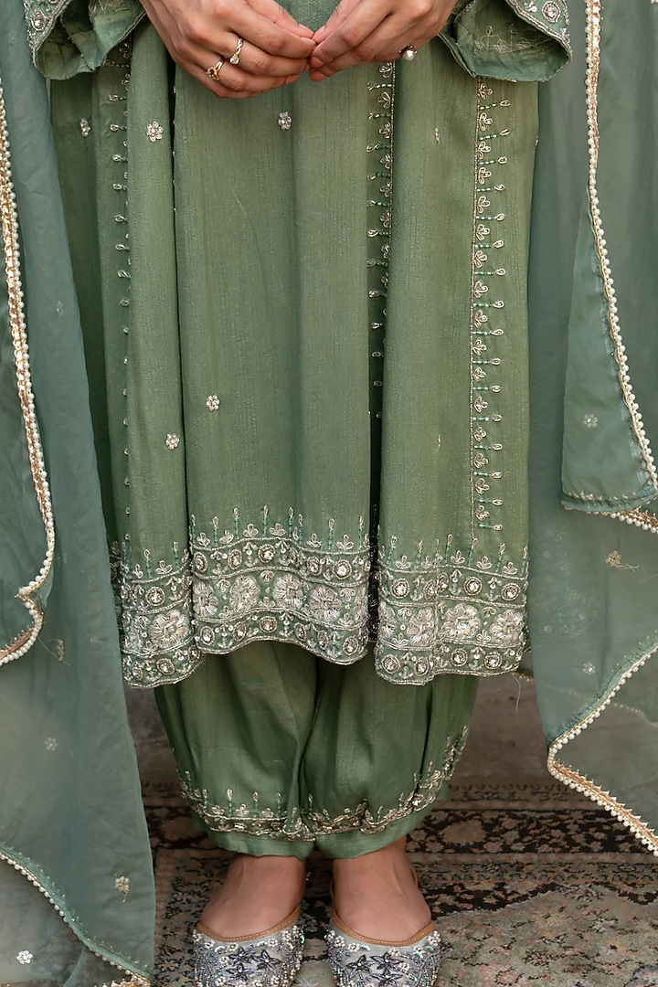 Mint Green Dola Silk Zardosi Work Kurta Set by Dareaab by Sonia k Mahajan at Pernia's Pop Up Shop