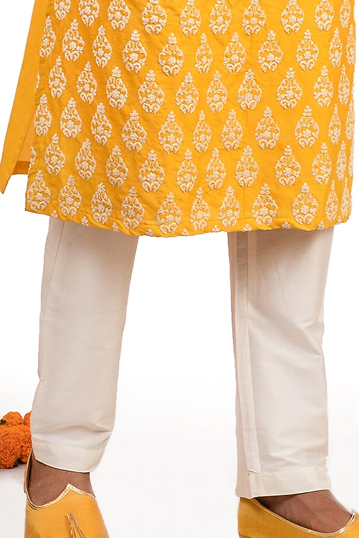 Sunny Yellow Cotton Silk Thread Embroidered Kurta Set by Darshika at Pernia's Pop Up Shop