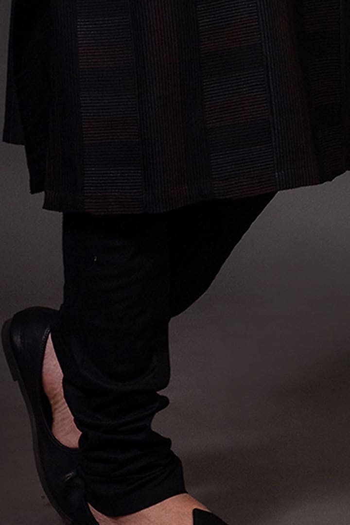 Black Pintucked Kurta Set by Darshika at Pernia's Pop Up Shop