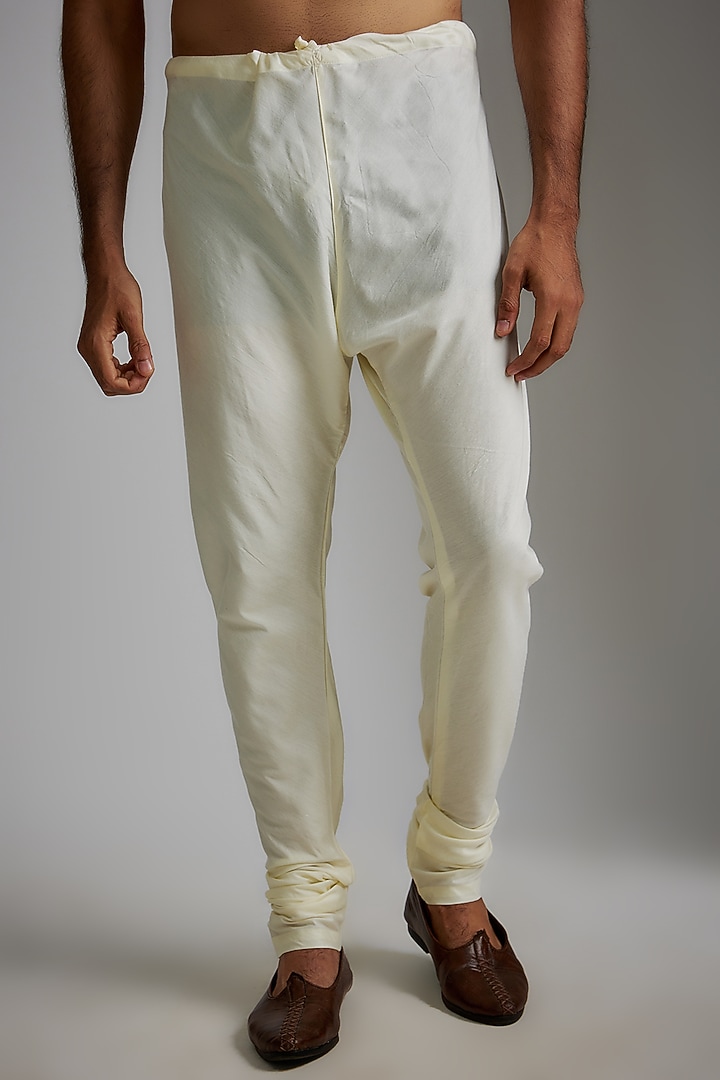 Ivory Cotton Silk Embroidered Kurta Set by Darshika at Pernia's Pop Up Shop