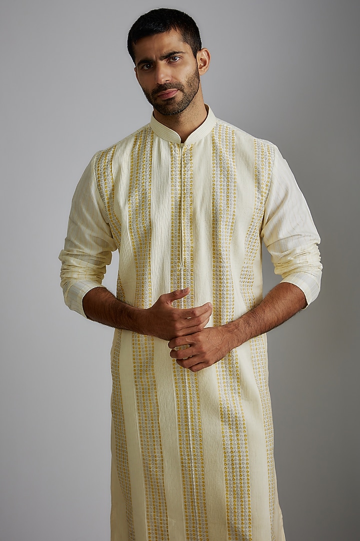 Ivory Cotton Silk Embroidered Kurta Set by Darshika at Pernia's Pop Up Shop
