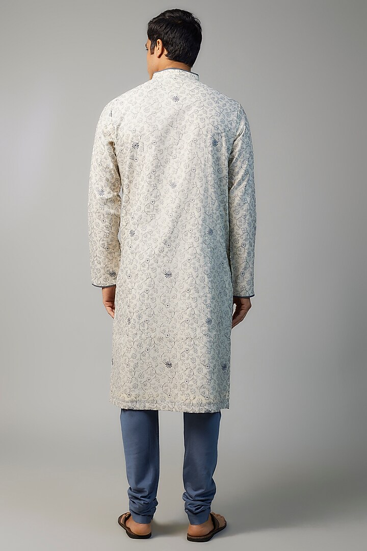 Ivory Silk Floral Embroidered Kurta Set by Darshika at Pernia's Pop Up Shop