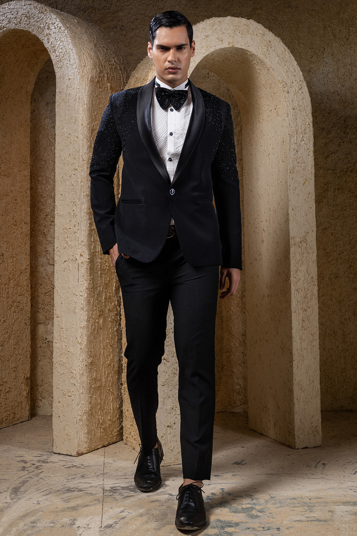 Black Suiting Hand Embroidered Tuxedo Jacket Set by Darshika
