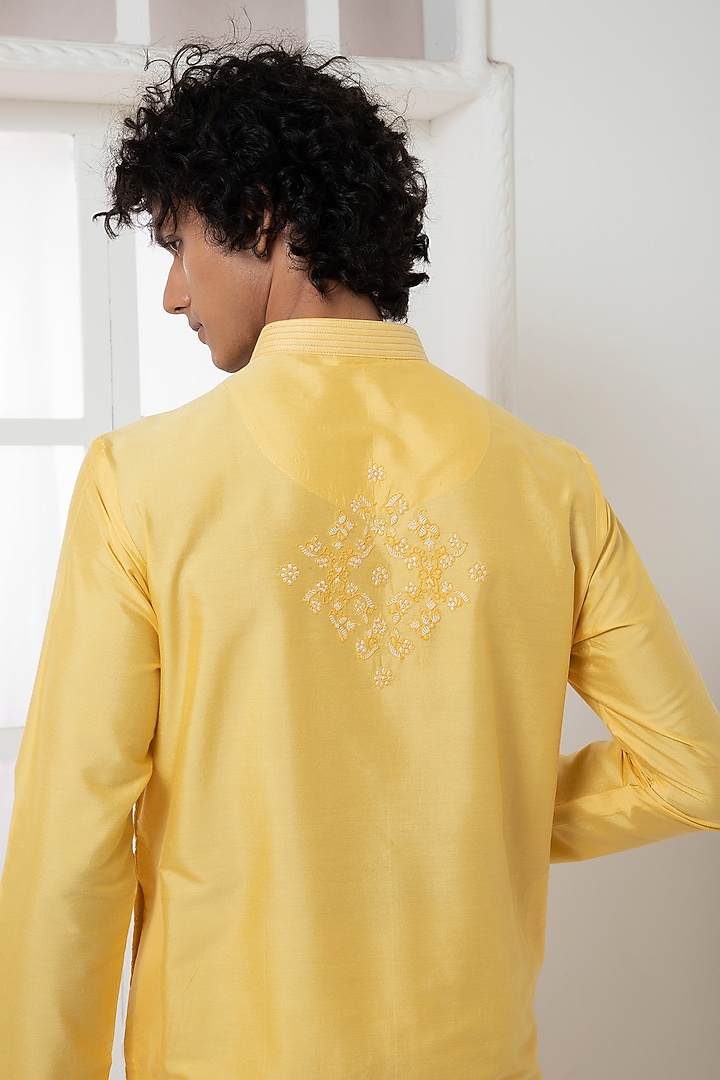 Yellow Cotton Silk Thread Embroidered Kurta Set by Darshika at Pernia's Pop Up Shop
