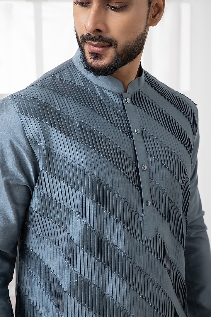 Grey Cotton Silk Kurta Set by Darshika at Pernia's Pop Up Shop